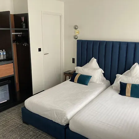 Hotel Le Grand De Normandie Parigi