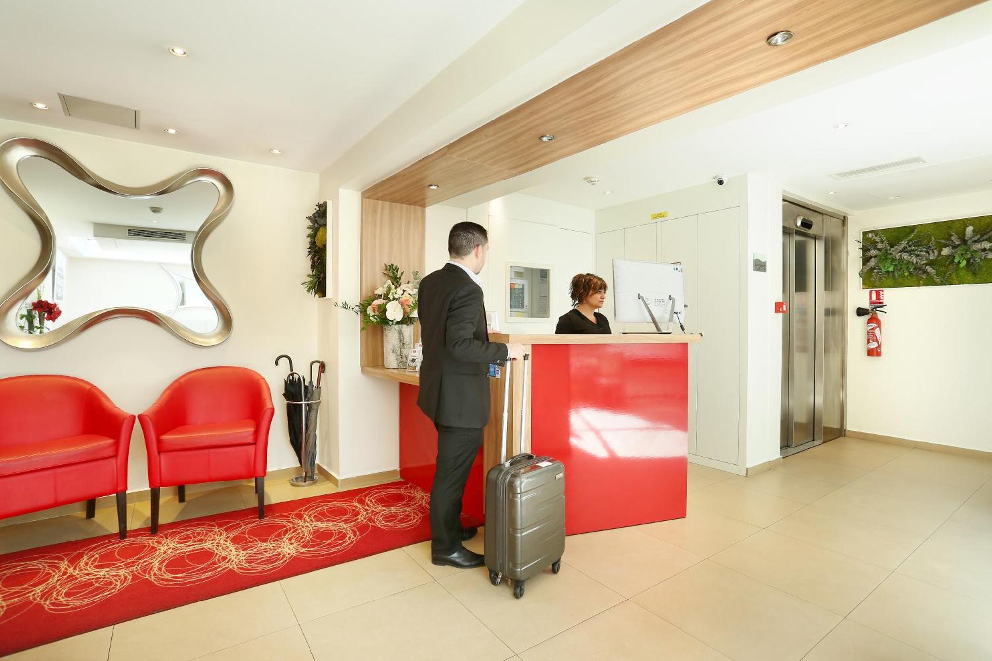 Hotel Le Grand De Normandie Parigi